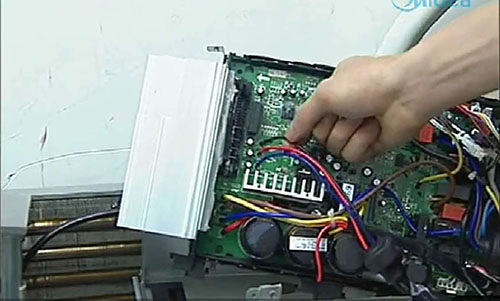 华蓥美的空调电话是多少